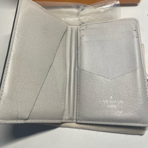 Limited edition Louis Vuitton pocket organizer - Picture 4 of 10